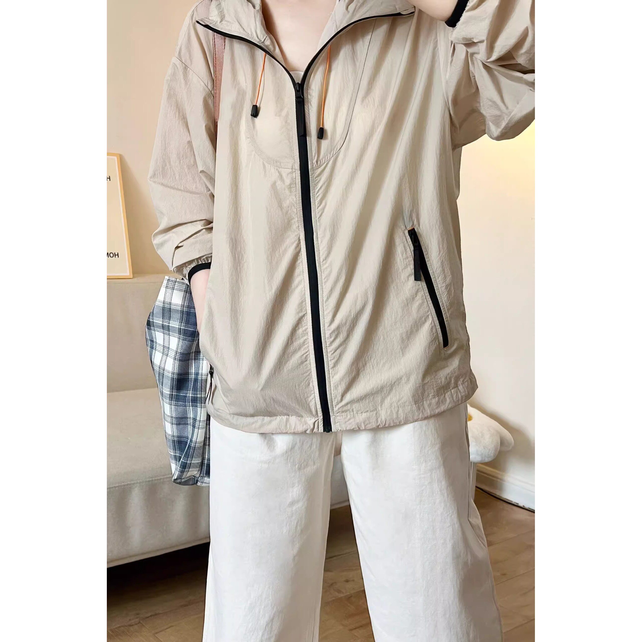 户外防晒衣外套女夏季薄款冰丝透气连帽小个子宽松空调罩衫洋气潮