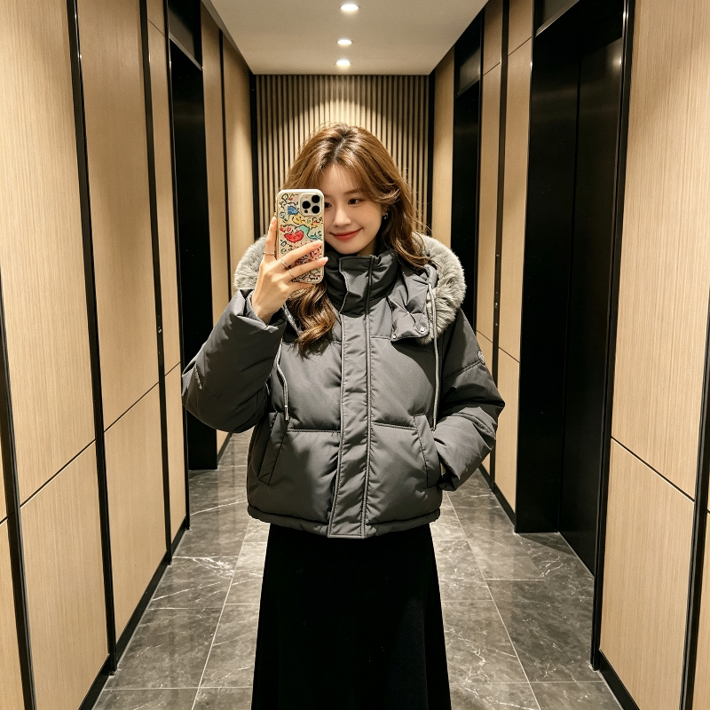 冬季大毛领欧货气质轻奢宽松大码休闲小个子加厚保暖防寒棉服女潮