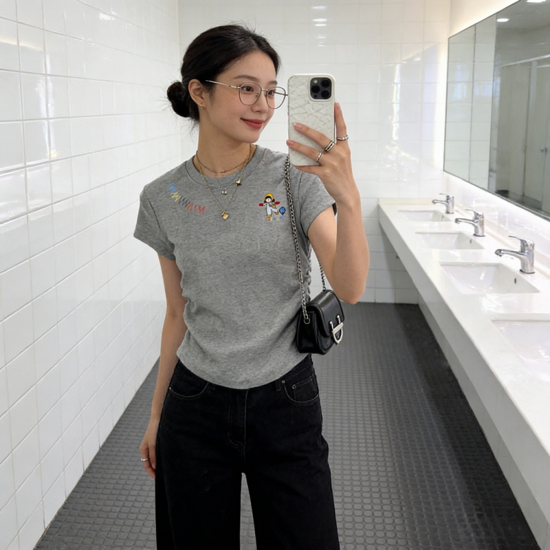 白色正肩短袖T恤女夏季修身显瘦设计感小个子休闲百搭上衣洋气潮