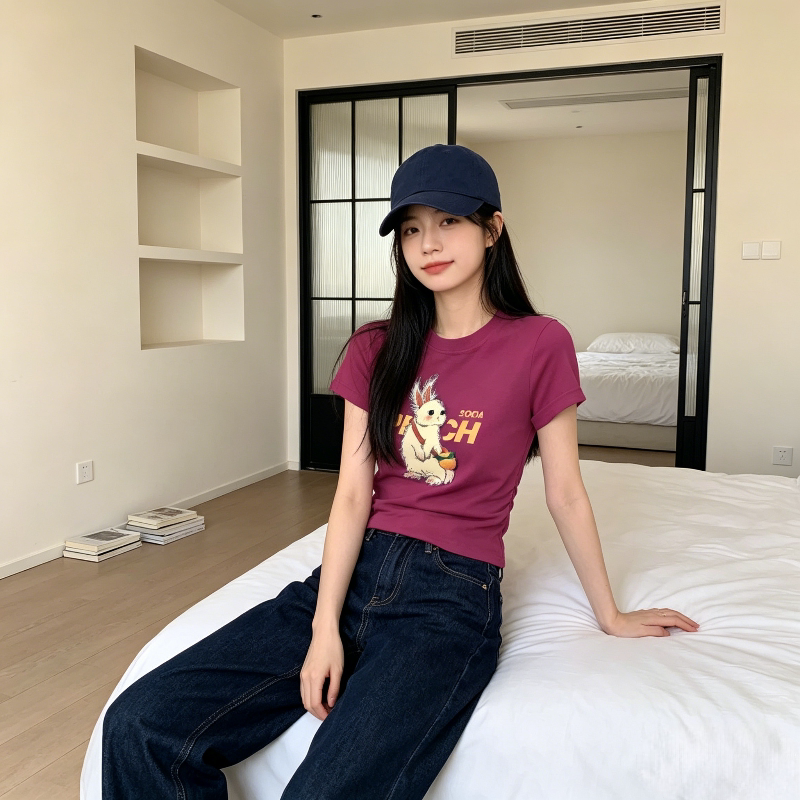 夏季正肩圆领修身显瘦短款小众短袖T恤上衣女减龄气质百搭韩版潮