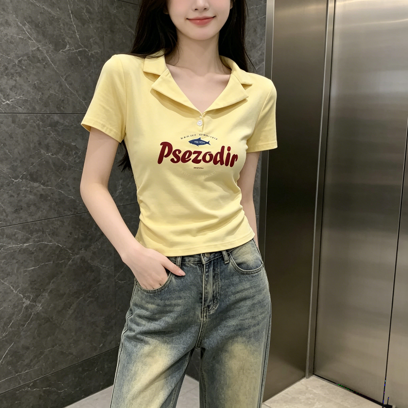 奶油黄设计感翻领Polo衫减龄显白修身显瘦褶皱掐腰短款短袖T恤女