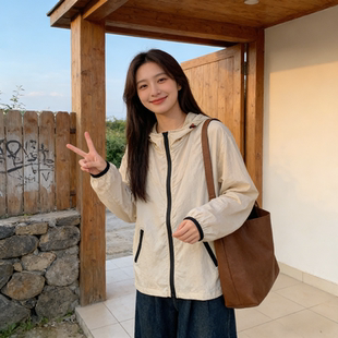 夏季连帽薄款冰丝透气设计感宽松大码小个子防晒衣外套女空调罩衫