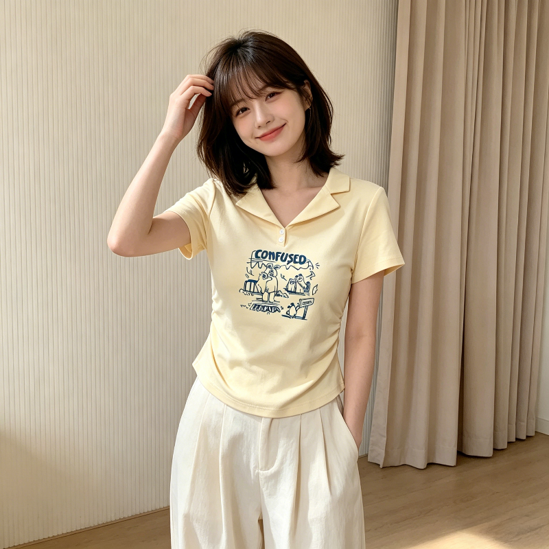 奶黄色设计感正肩短款修身显瘦Polo衫短袖T恤女掐腰小众上衣百搭