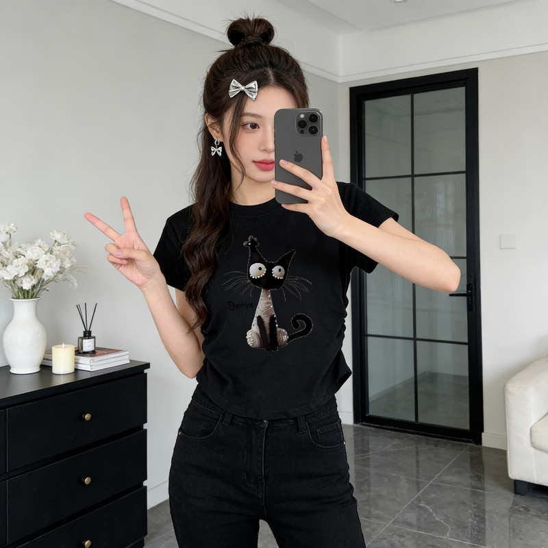 正肩短袖T恤女夏季短款设计感小众修身显瘦气质百搭上衣洋气韩版