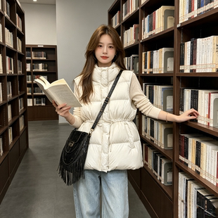 秋冬温柔风连帽宽松大码小个子无袖坎肩欧货收腰显瘦棉服马夹女潮