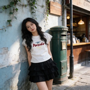 灰色正肩蕾丝短袖t恤女夏季独特漂亮美式修身收腰短款上衣设计感