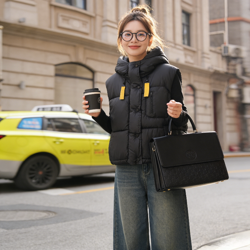 连帽慵懒风设计感宽松大码小个子欧货洋气棉服马夹外套女背心马甲