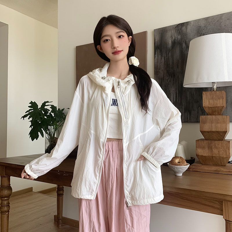 薄款冰丝透气连帽设计感宽松大码小个子防晒外套女空调衣罩衫洋气