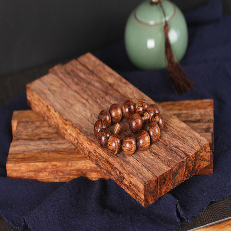 正品越南黄花梨老挝大叶黄花梨满芝麻点木料佛珠木料手串原木料