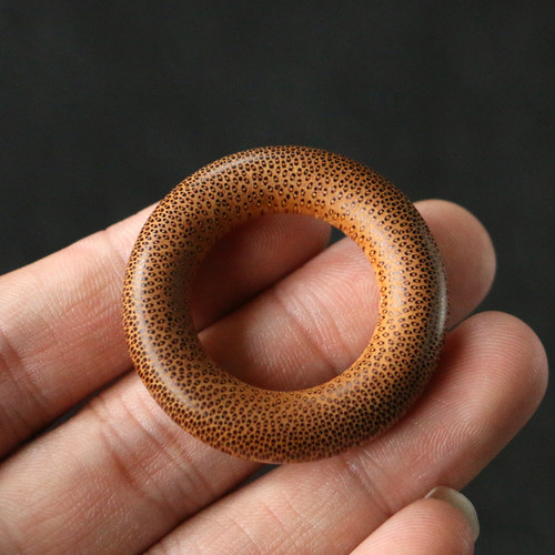 精品天然满花鱼籽纹老玉竹文玩竹圈配饰挂件车钥匙手机手指环竹环 - 封面