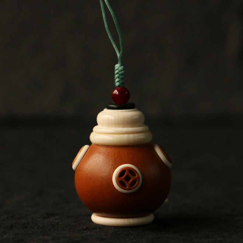 精品纯手工制作天然小葫芦香囊小挂件配饰小虫具葫芦宝宝手机挂坠