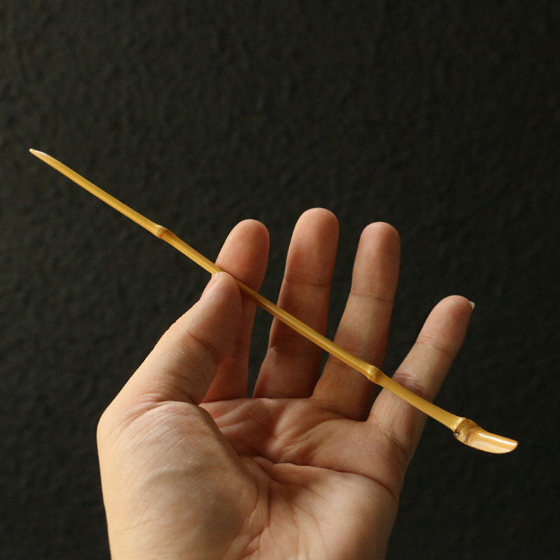纯手工精磨天然一体小竹枝茶拨图片