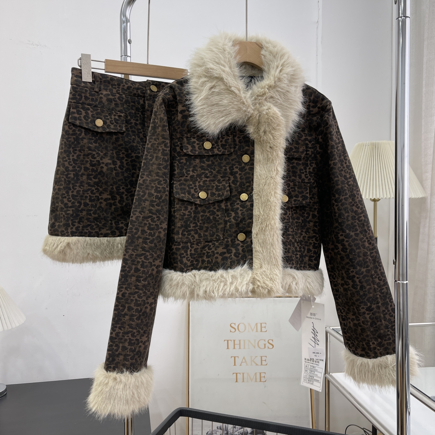 套装冬季新款复古豹纹毛毛拼接外套搭半身短裙女 K#16