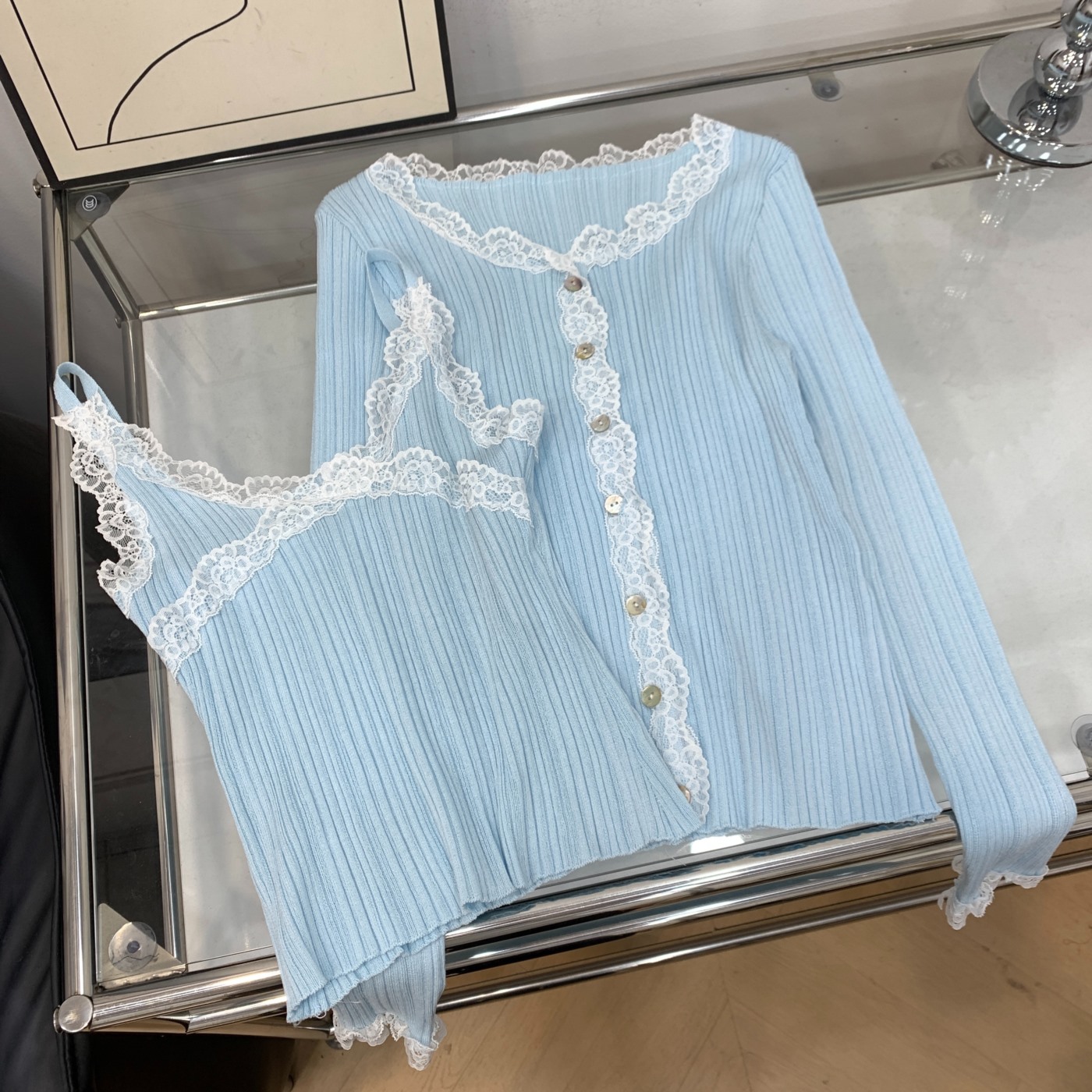 吊带背心纯色时尚圆领百搭