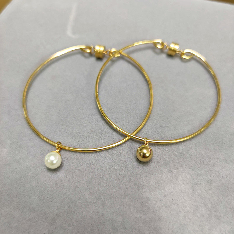 亏本清仓18K包金磁力扣贝珠圆球吊坠手镯女ins精致纤细收货礼物