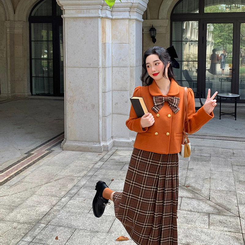 麓津南瓜拿铁外套百褶裙女秋冬