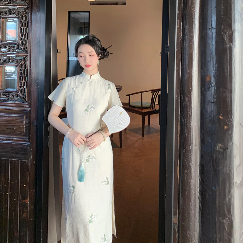 LUJIN의 집에서 만든 달 아래 은방울꽃 새로운 중국식 개선 치파오 드레스 여성 여름 허리를 조이는 복고풍 꽃무늬 스커트