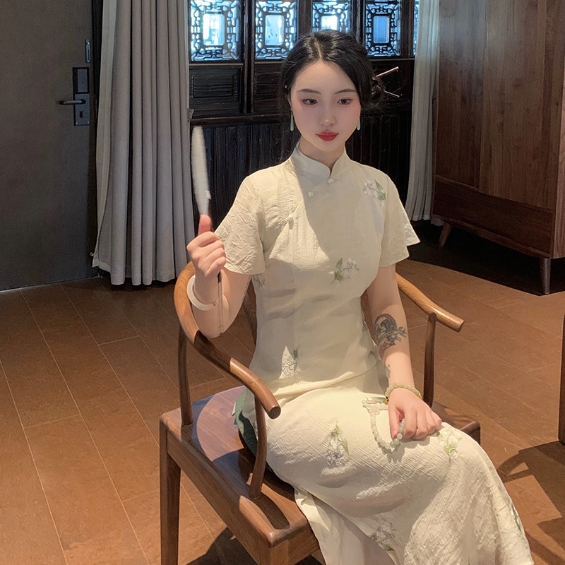 LUJIN의 집에서 만든 달 아래 은방울꽃 새로운 중국식 개선 치파오 드레스 여성 여름 허리를 조이는 복고풍 꽃무늬 스커트