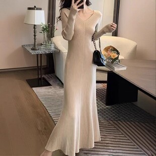 御姐风领气质针织连衣裙女秋冬女装 内搭长裙毛衣包臀鱼尾裙 修身