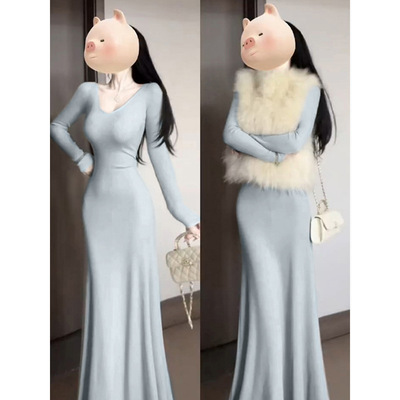 步步生莲鱼尾裙女v领修身包臀裙初秋穿搭大衣内搭连衣裙秋季长款