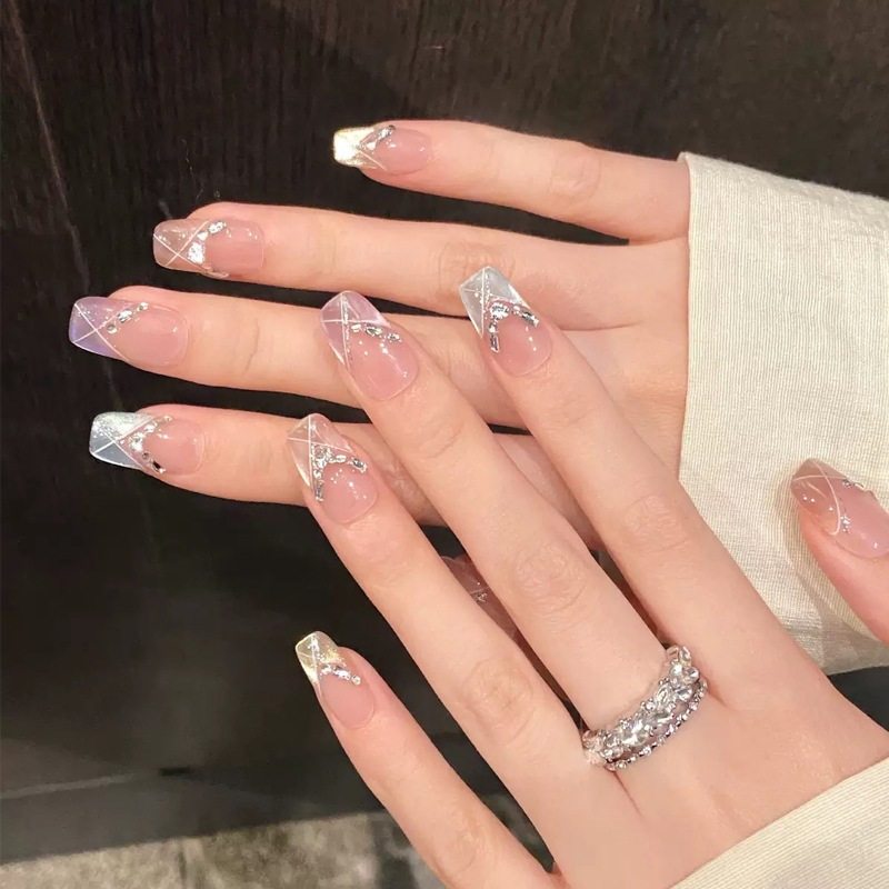 手工儿童美甲穿戴甲高级感中长款糖果派对假指甲贴片2026马年新款,彩妆/香水/美妆工具,穿戴甲/甲片,淘宝优惠券,粉丝福利购,淘宝优惠卷