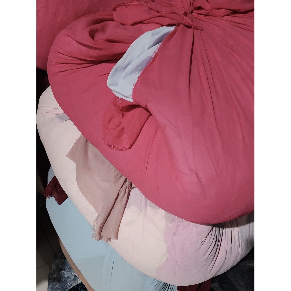 雪纺珠面料剪刀试用 夏装裙子吊带蝙蝠衫 手工DIY 舞蹈服 论斤卖