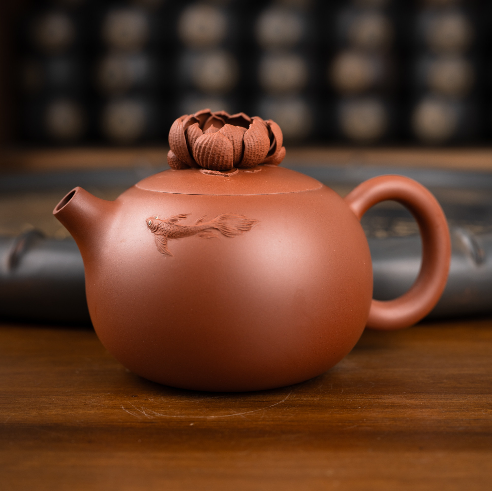 钦州坭兴陶集「堆雕莲花西施壶 」 名家大师精品 纯手工窑变茶壶