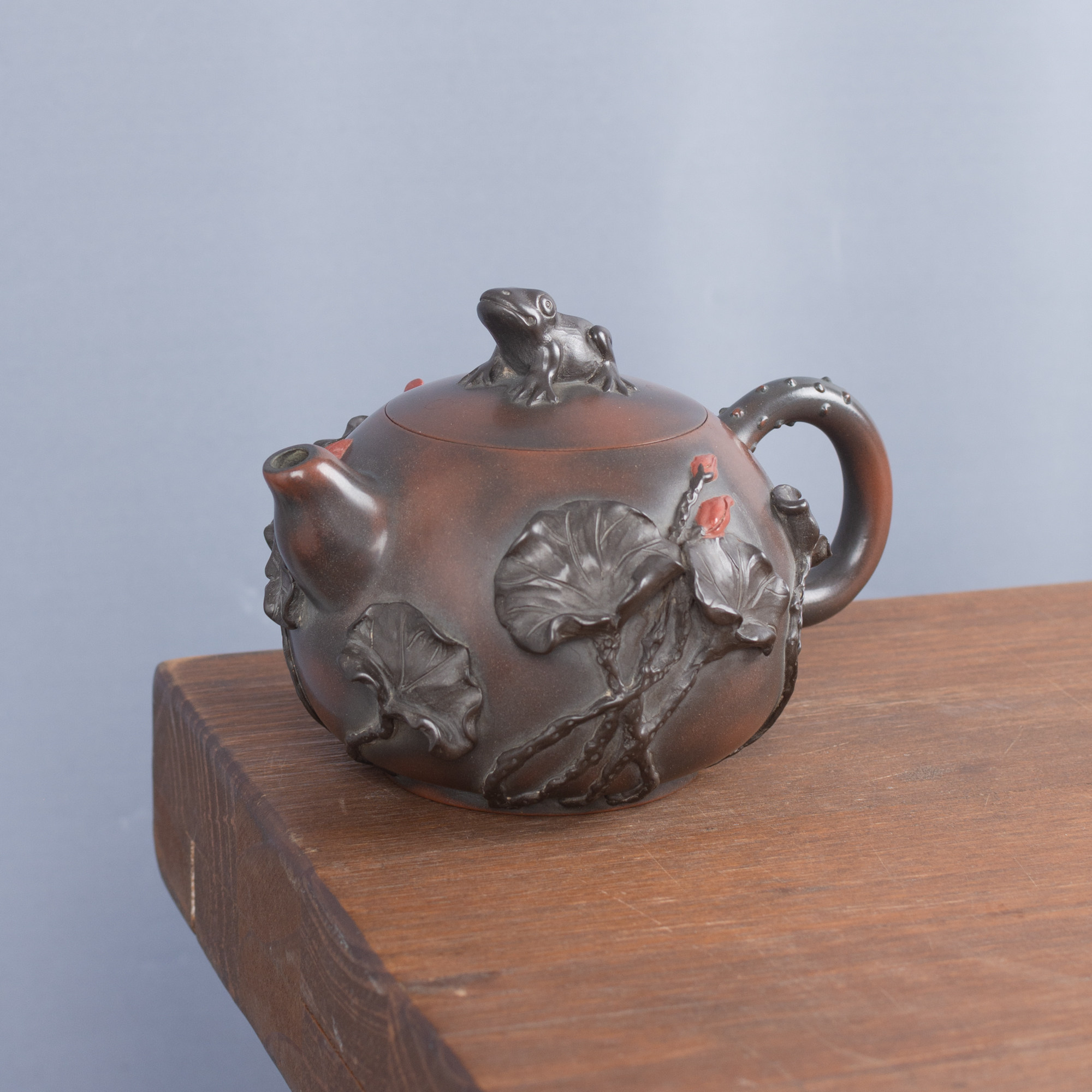 钦州坭兴陶集「堆雕荷花西施壶」 省级大师精品 纯手工窑变茶壶