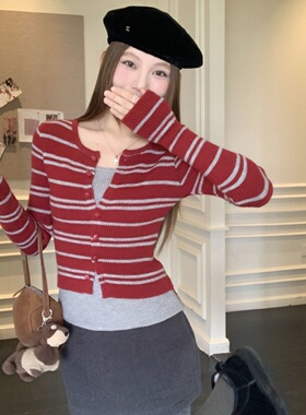2026春季韩系设计感撞色条纹假两件针织衫女独特漂亮气质修身上衣