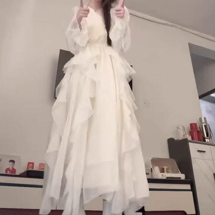 法式温柔风白月光连衣裙仙女超仙感气质初秋清纯白色长袖裙子