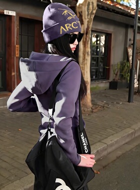 2026新款小个子紫色正肩短款内搭修身女冬季加绒保暖收腰卫衣外套