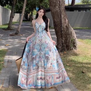 茶歇纯欲彩色碎花朵吊带绑带高腰度假连衣裙波西米亚海边长裙 法式