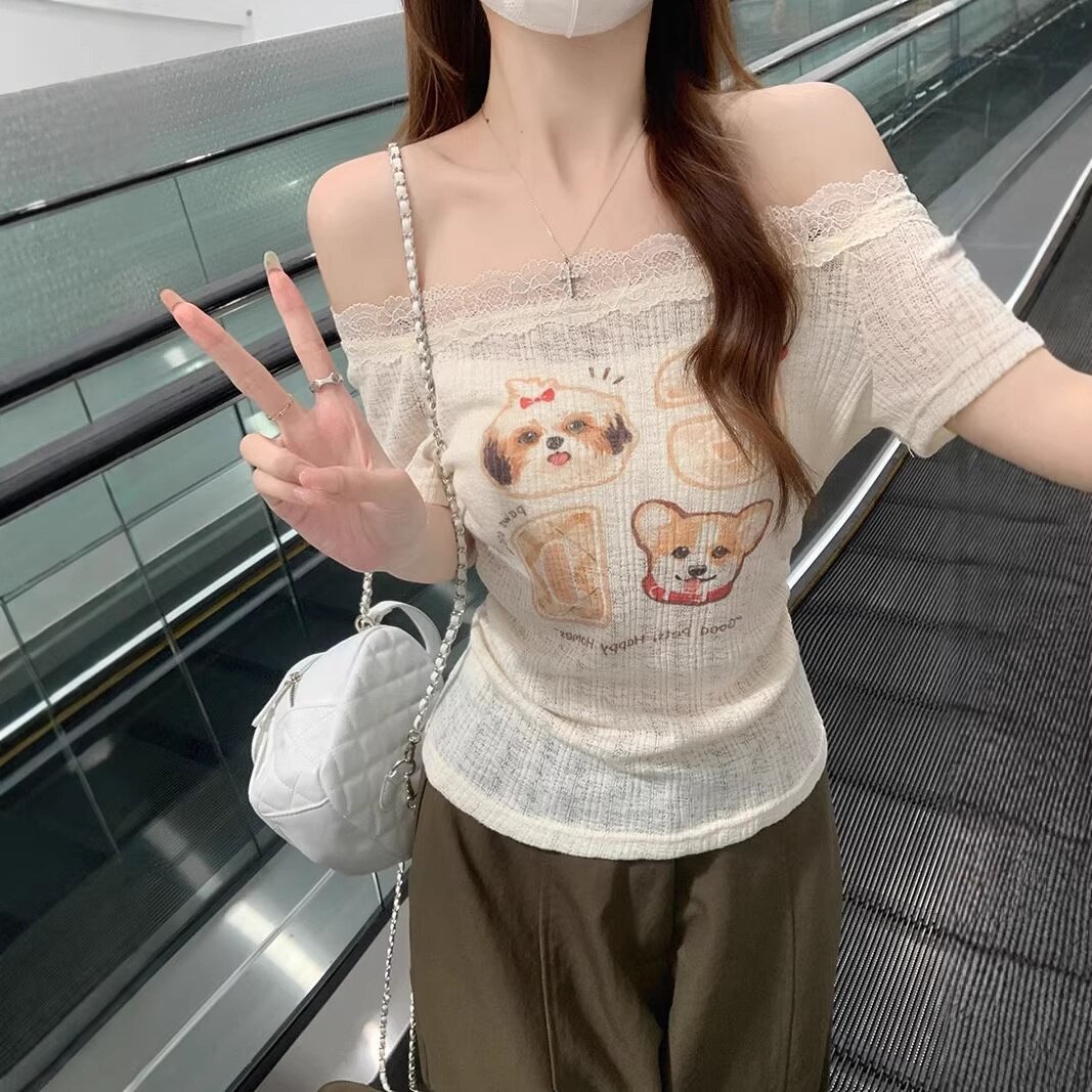 2026夏季纯欲杏色斜肩一字肩蕾丝短袖T恤女印花褶皱收腰露肩上衣