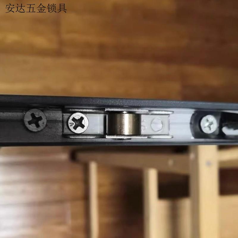 铝合金配件纱网窗轮门窗沙窗防蚊塑钢滚轮纱门纱窗滑轮纱窗轮轨.
