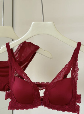 红色本命年蕾丝文胸女属马小胸聚拢前扣美背无钢圈性感内衣套装