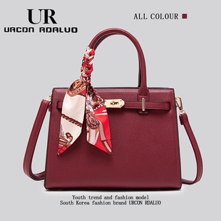 UR红色婚包母亲节礼物手提妈妈包女式2026新款高级感生日送婆婆包