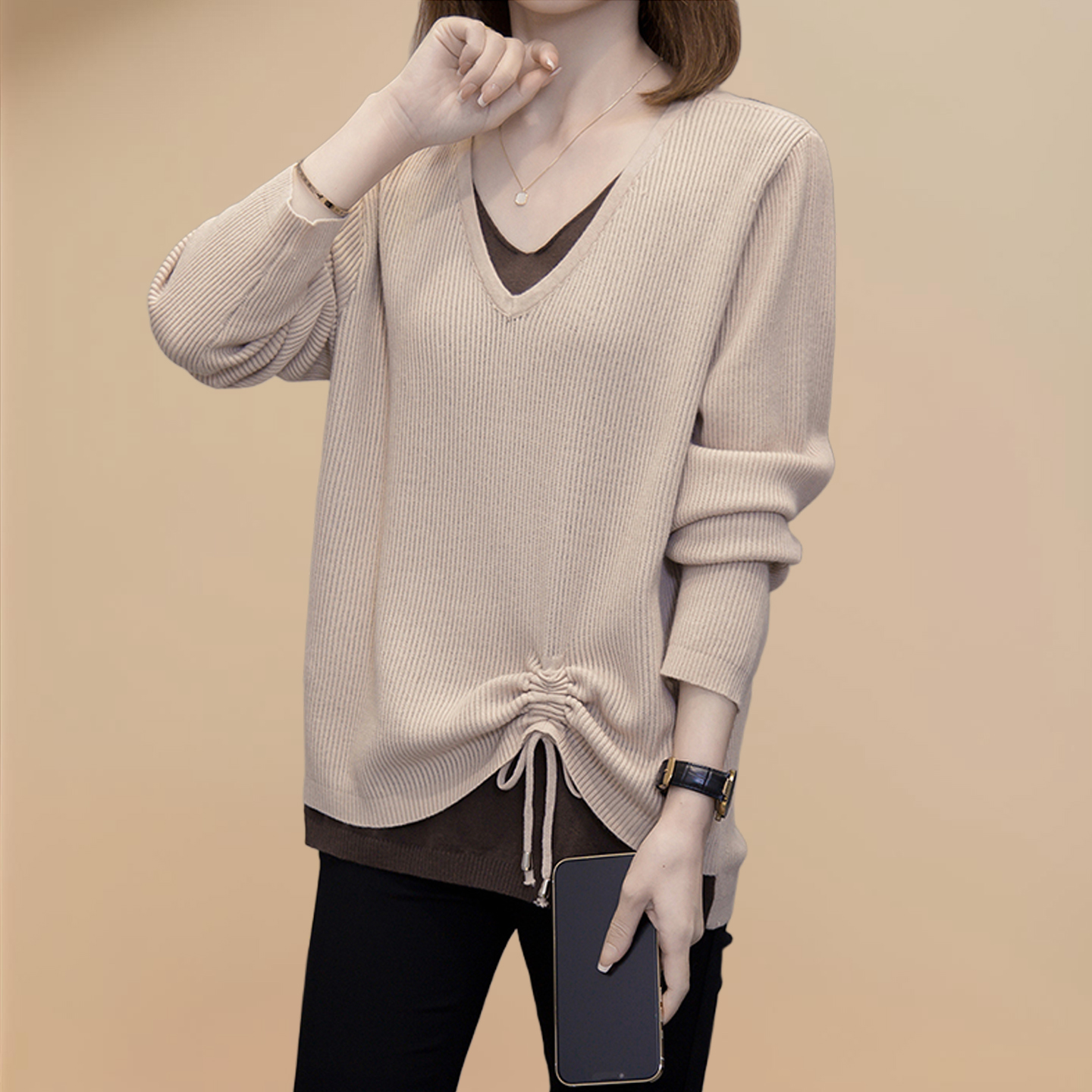 2025秋冬新款设计感V领针织衫