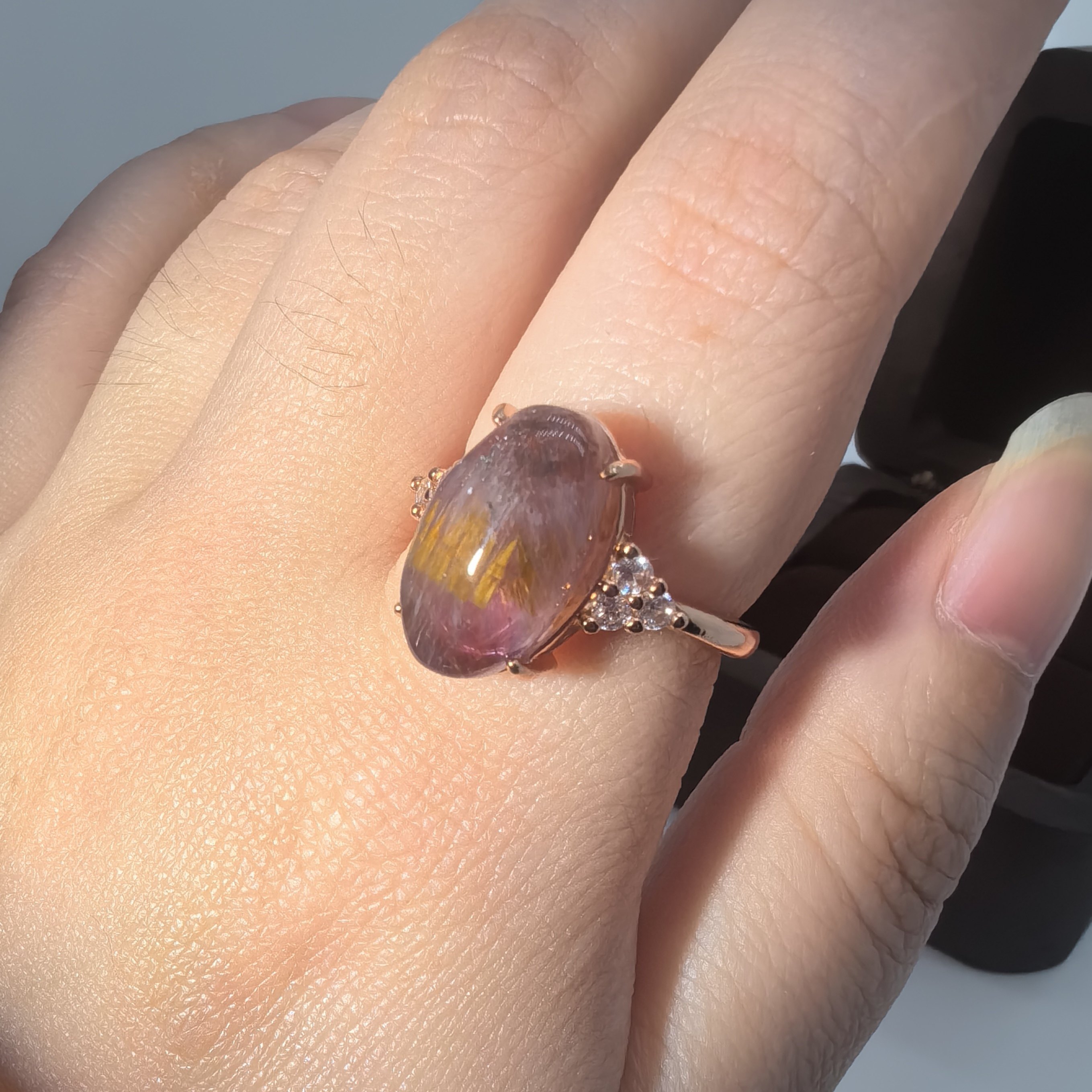 天然极光23粉水晶戒指葡萄紫色泽浓龙磷恶魔之眼静心解压镶钻指环