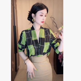 刘欣服饰 新款减龄显瘦上衣洋气百搭气质时尚韩版上衣32415