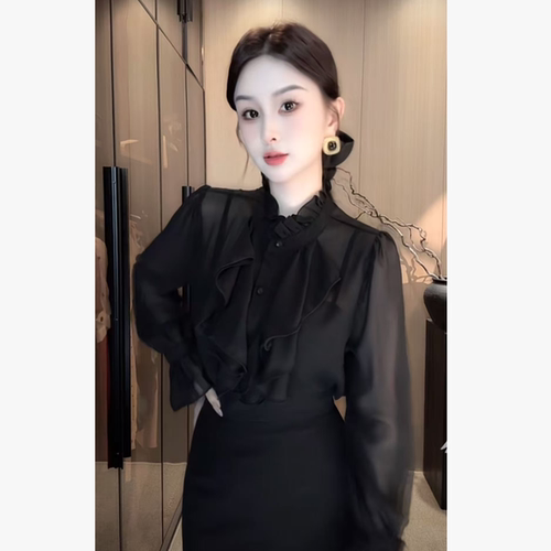 刘欣G店 黑色荷叶领长袖微透上衣S315