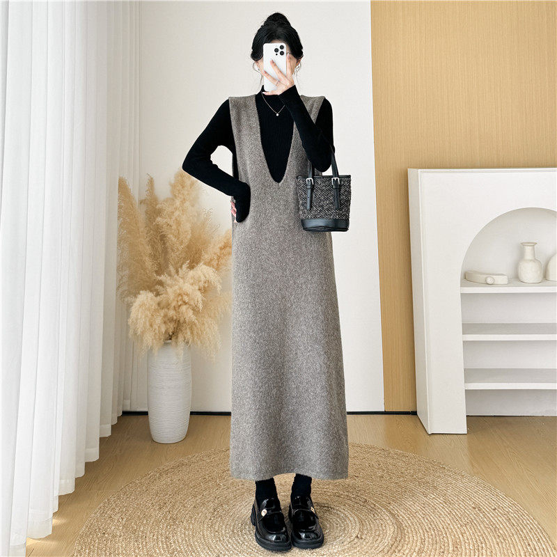 外贸出口转内销秋V领针织背心连衣裙女秋冬季叠穿外穿内搭中长款