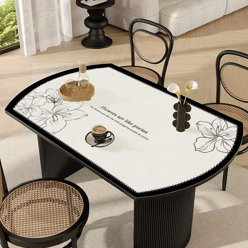 新款椭圆形皮革餐桌垫轻奢