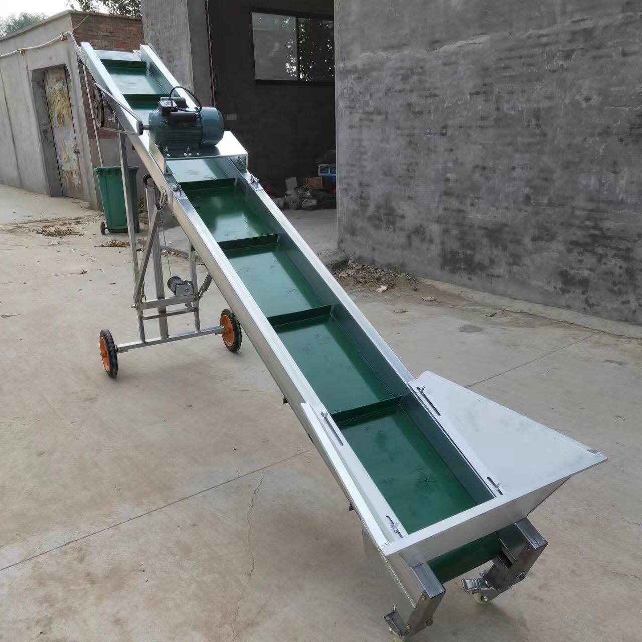 上玉米棒子机器长度4米6米8米厂家发货输送机家用小型玉米粒两用