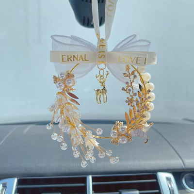 铃兰花汽车挂件水晶水钻吊坠车载饰品一鹿平安后视镜挂饰汽车用品