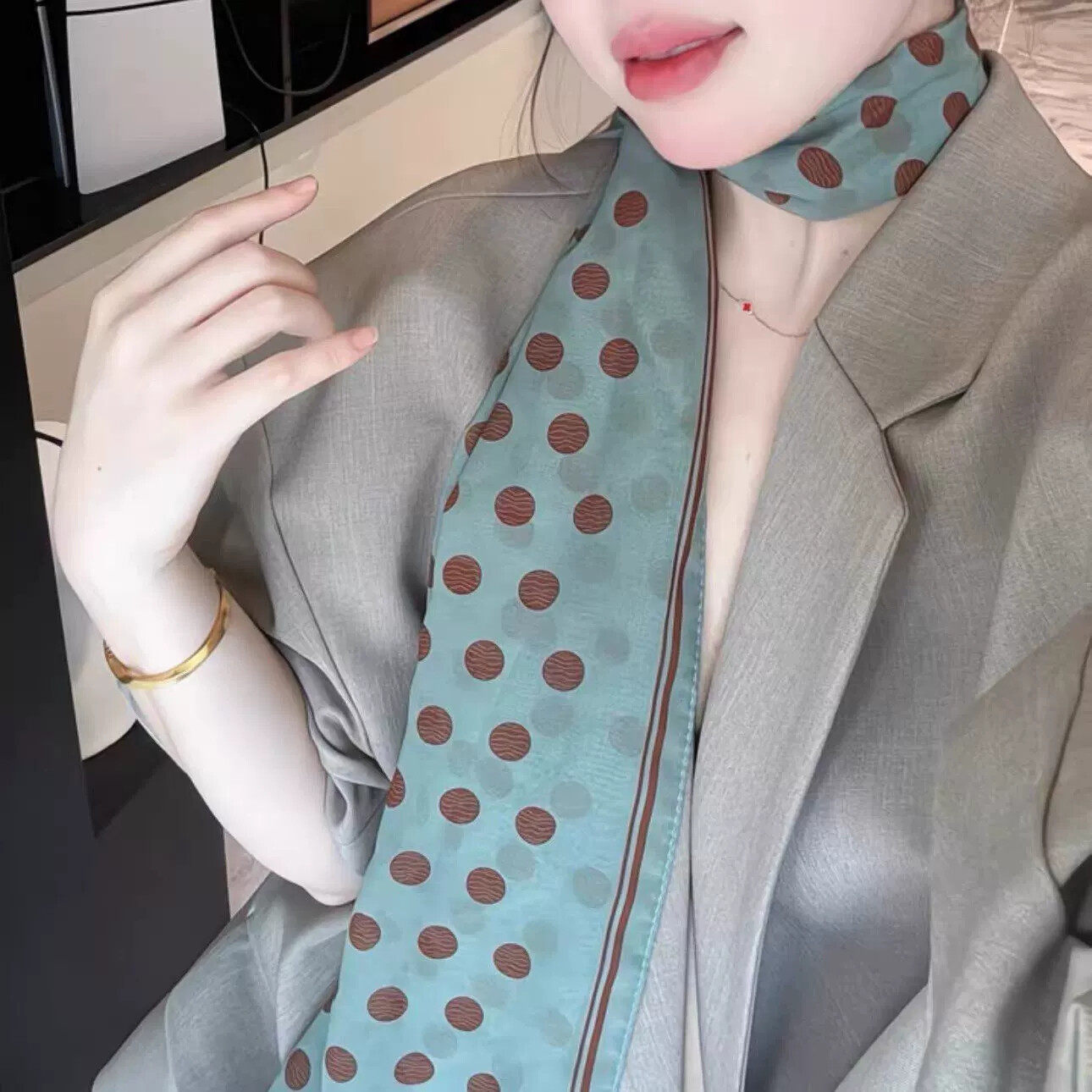 波点玫瑰花丝巾法式高级感百搭绿色系脖围巾领巾头巾发带装饰腰带