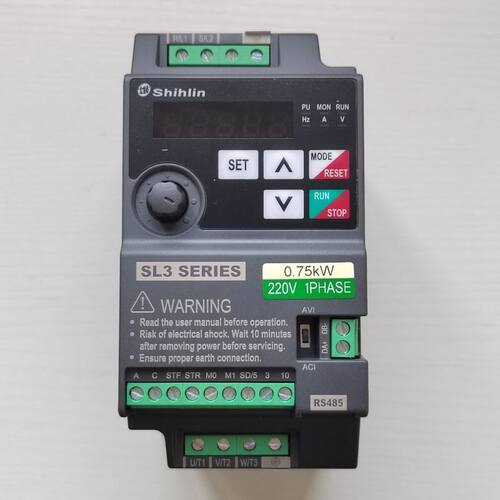 士林变频器SL3-021-1.5K单相220V电机调速043-0.75K 2.2K三相380V