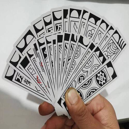纸牌长牌老式老年人娱乐扑克牌 山东人物长条塑料纸牌 120张
