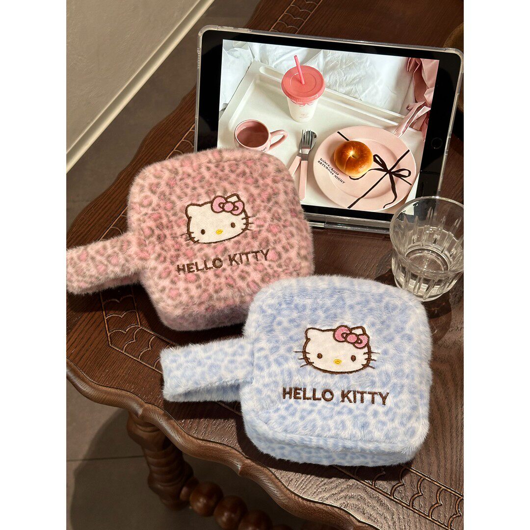 可爱KT猫毛绒零钱包女学生百搭豹纹拍立得收纳包