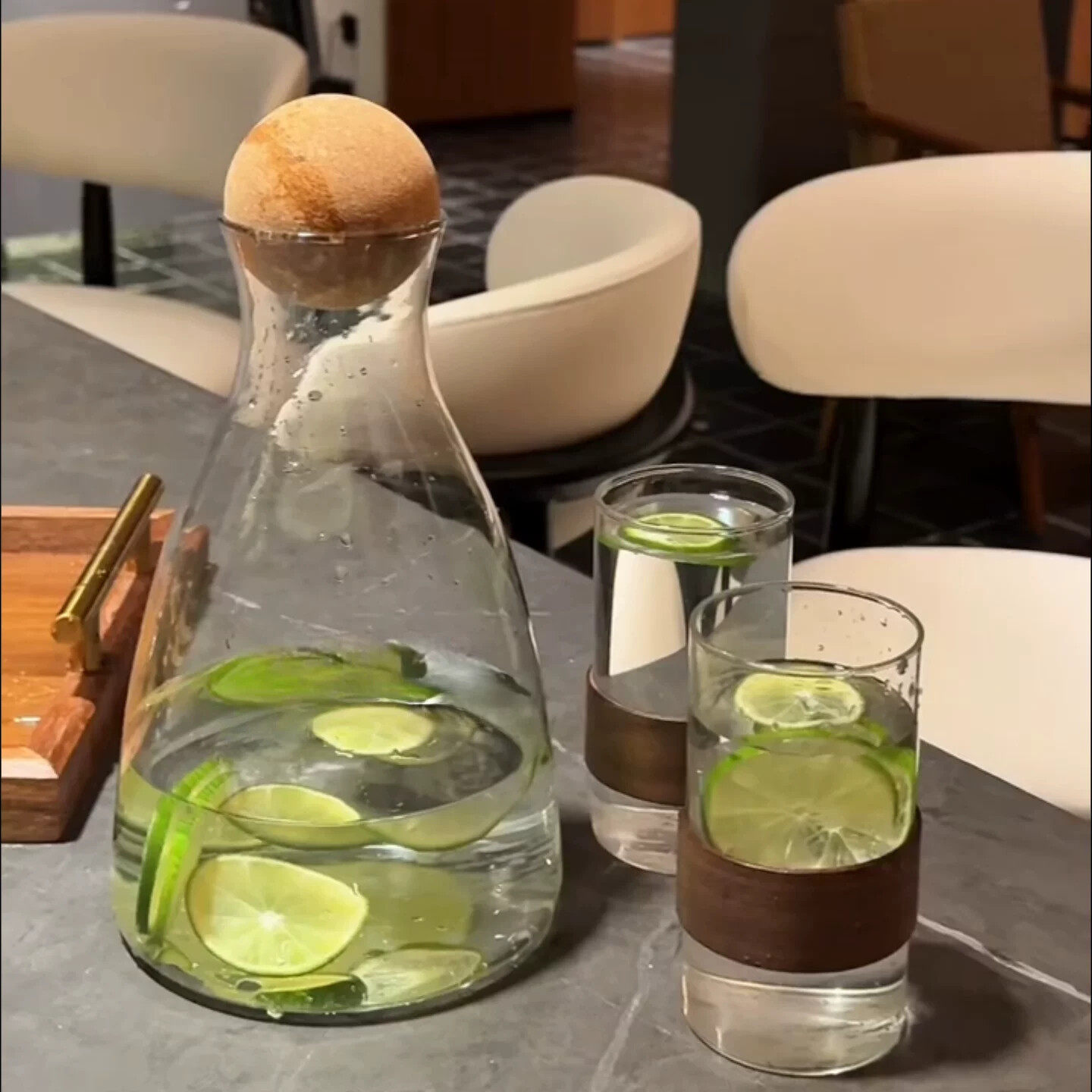 冷水壶玻璃耐高温家用加厚食品级大容量凉水壶水果茶饮料桶冰饮杯