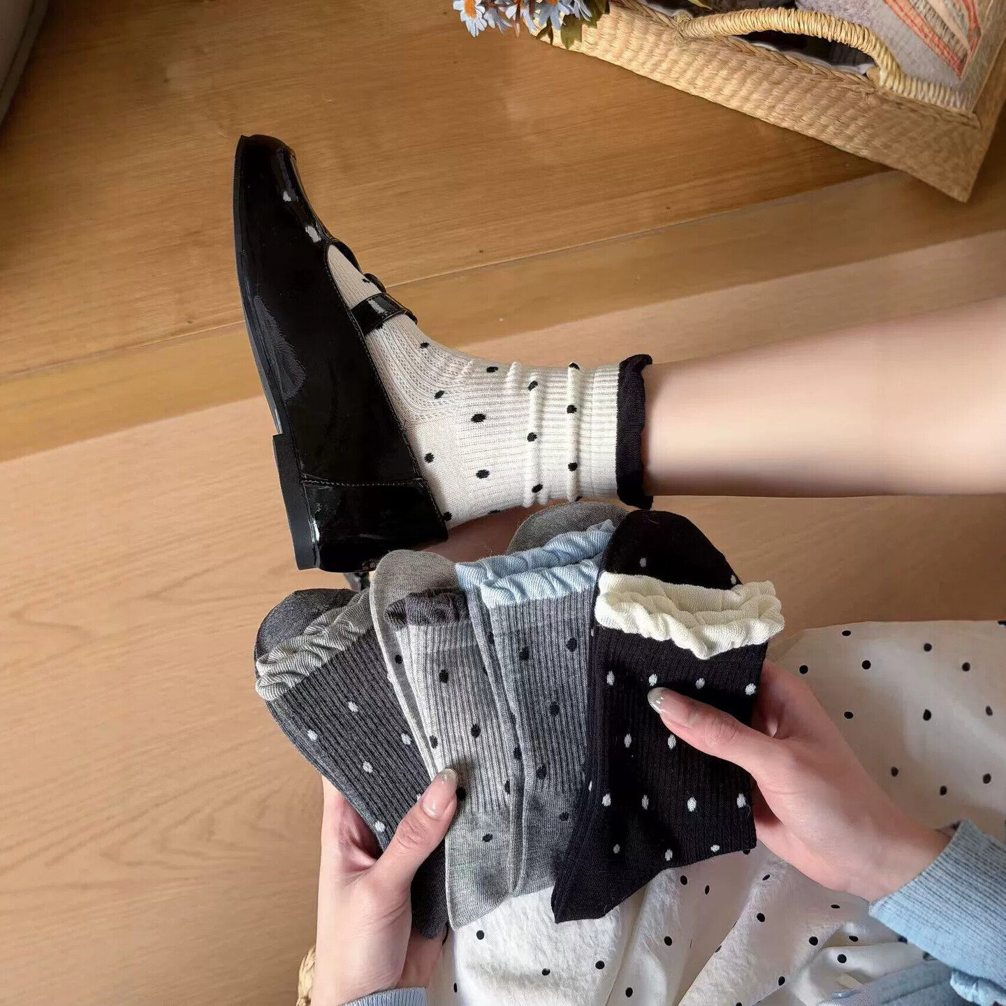春夏日系波点花边纯棉堆堆袜女中筒袜学院风百搭薄款吸汗女袜子